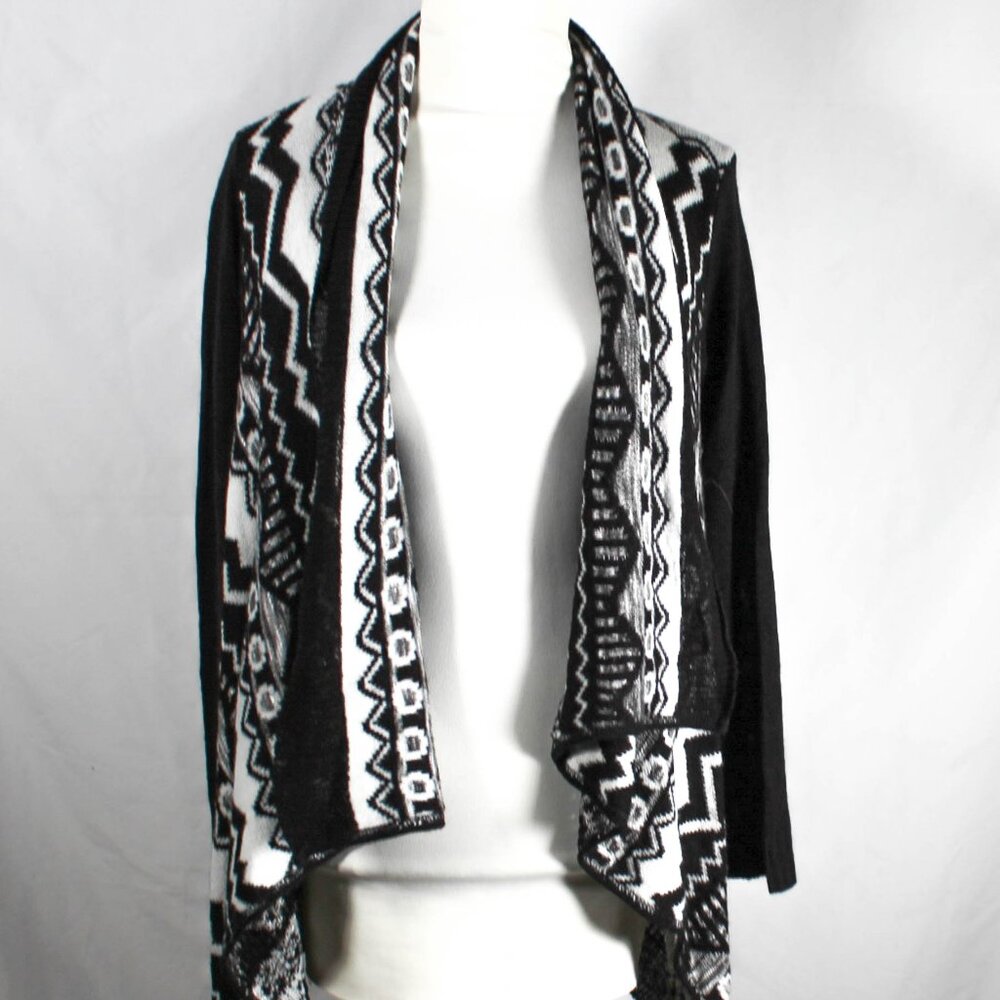 Corporate Goth Comfy Chevron Open Cardigan Wet Seal LRG Jennifer Aniston Style